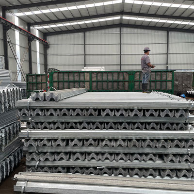CE/BV/ISO 9001/ISO14001/ISO 18001 Standaard Stalen Beschermingsrail met en AASHTO M-180 Standard