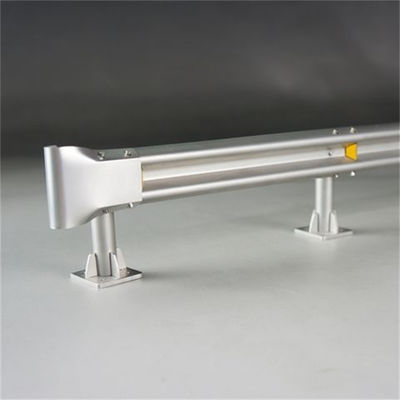 Highway Guardrail en Posts AASHTO M-180 Standard Warm gegalvaniseerd koudgewalste technologie