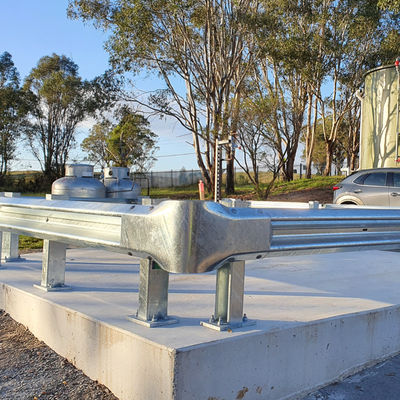 Highway Guardrail en Posts AASHTO M-180 Standard Warm gegalvaniseerd koudgewalste technologie