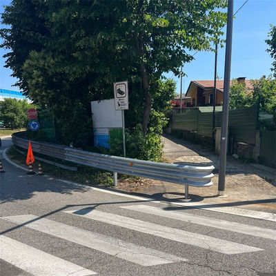 -De veiligheidsrail voor de weg. De ultieme bescherming voor veilig en soepel rijden.