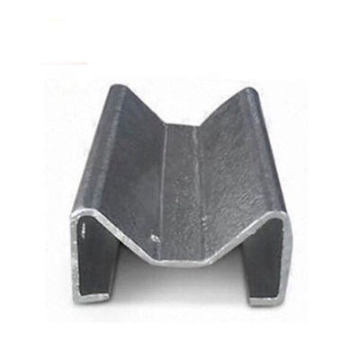 ISO9001 2008 Goedgekeurde warmgewalste Aashto Standard Steel Sigma Post Voor Highway Guardrail