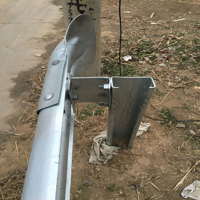 Gepersonaliseerde C Post voor Hot Dip gegalvaniseerde Highway Guardrail